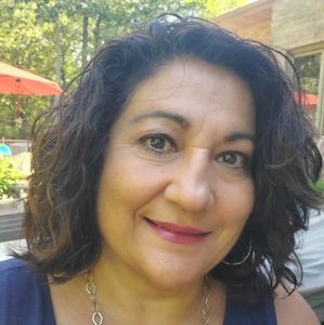 Meet your Posher, Nadine